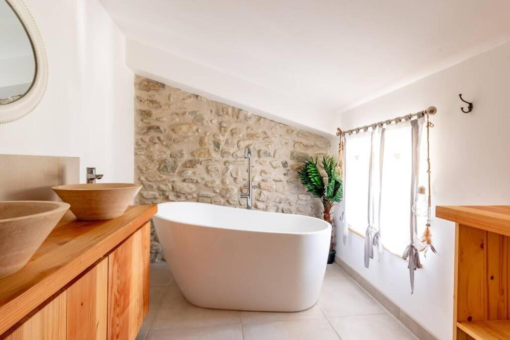 Le Pegue Chez Dabin - La Roche St Secret - 10Persヴィラ エクステリア 写真